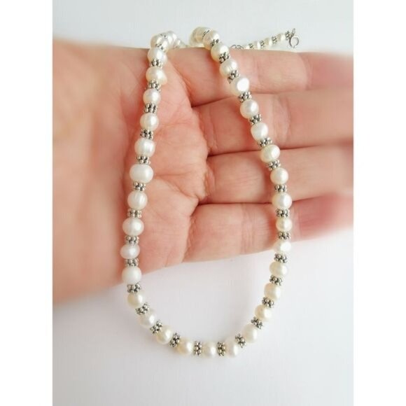 NWT White freshwater pearl choker necklace with sterling silver rondelles - Picture 3 of 5